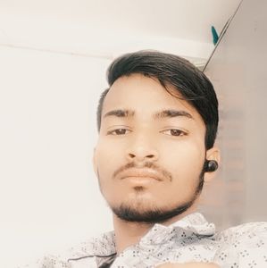 Meet your Posher, Niraj